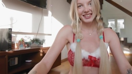 Russian teen gives her stepbrother a blowjob and juicy pussy of Christmas